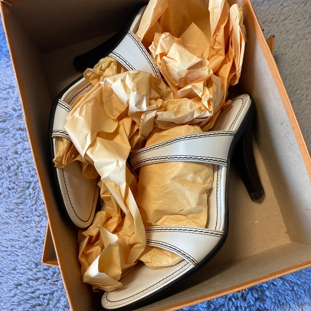 Tods heels - Picture 4 of 4